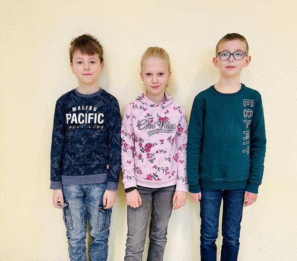 Bild vergr&ouml;&szlig;ern: Teilnehmer GS L�gde landesweiter Mathematik Wettbewerb