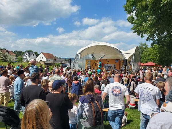 Bild vergr&ouml;&szlig;ern: herrH Sonntags im Park 2023
