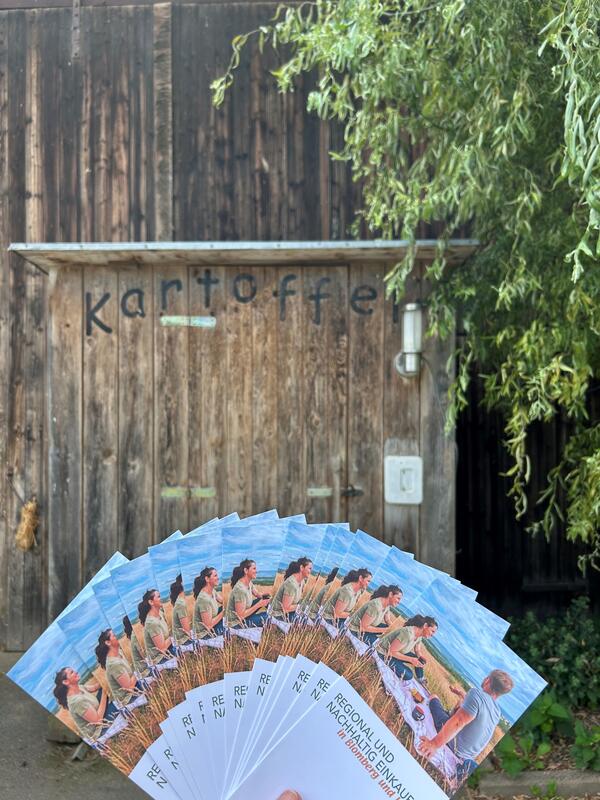 Bild vergr&ouml;&szlig;ern: Flyer Regional und nachhaltig einkaufen
