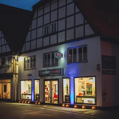 Optiker Strowick beim Novemberleuchten