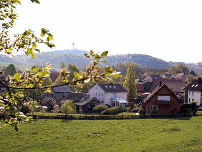 Bild vergr&ouml;&szlig;ern: Ortsteil Niese am Fu�e des K�terbergs
