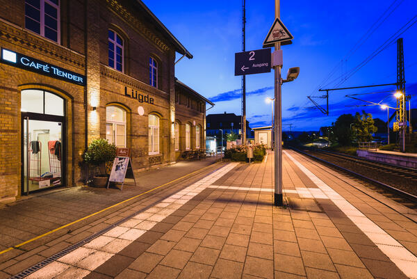 Bild vergr&ouml;&szlig;ern: Bahnhof L�gde