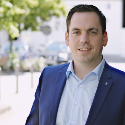 Bild vergr&ouml;&szlig;ern: B�rgermeister L�gde Torben Blome