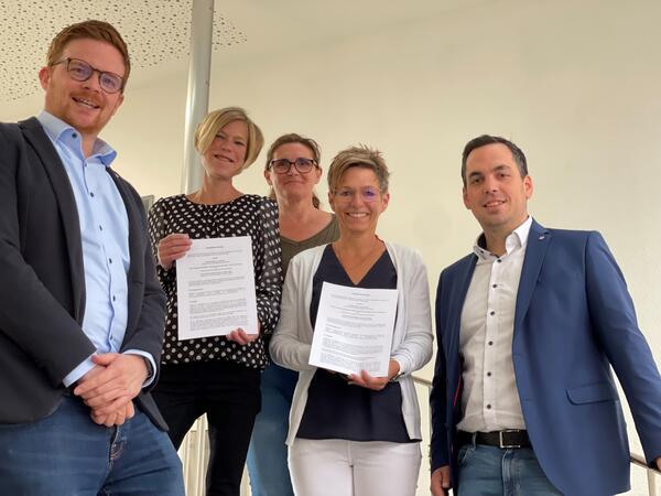 Bild vergr&ouml;&szlig;ern: Verl�ngerung Johanniter OGS Vertrag