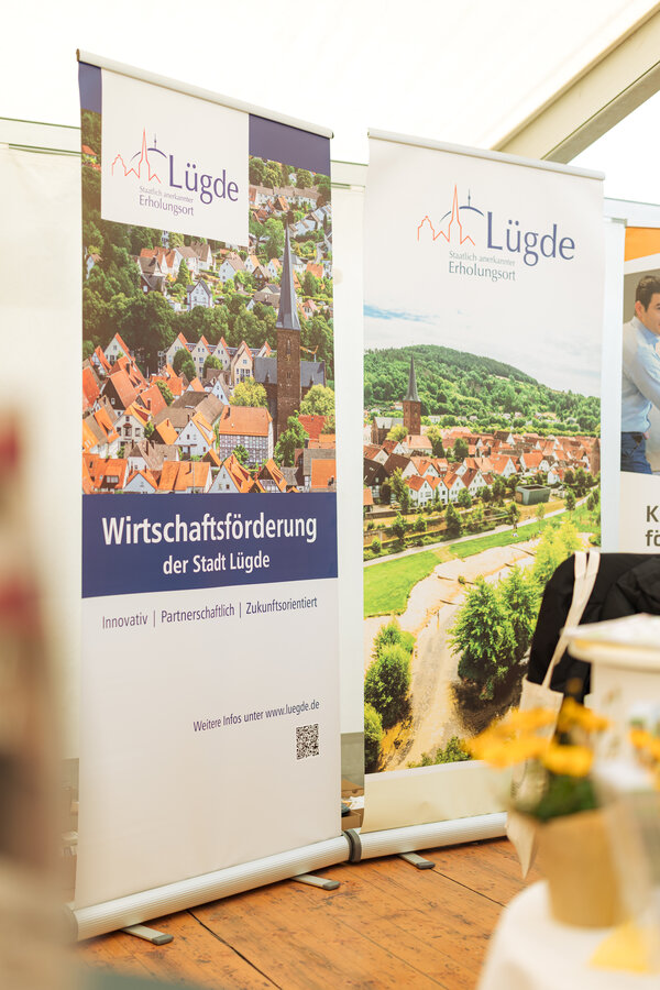 Bild vergr&ouml;&szlig;ern: Messe